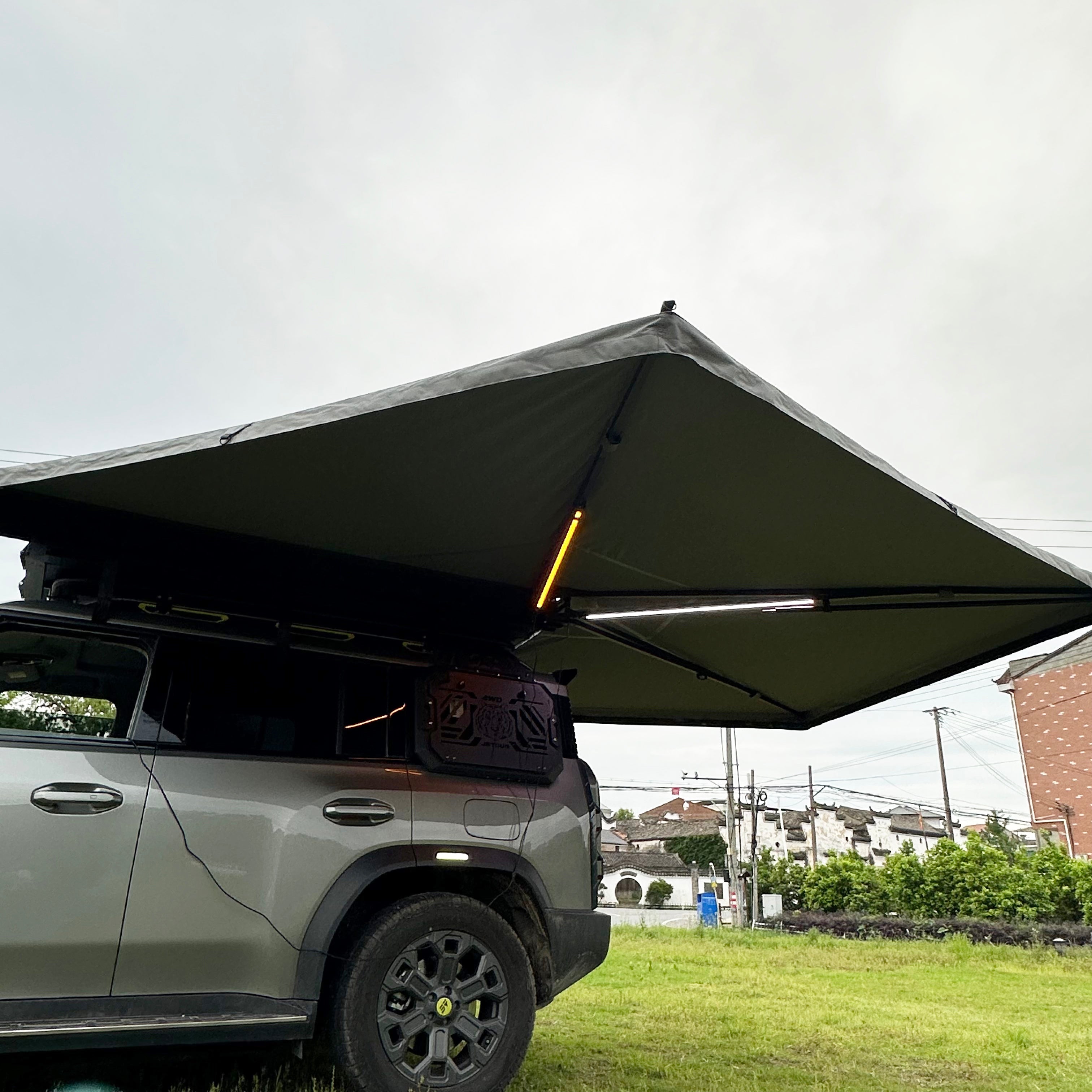 270 Free Standing Wild Wood Awning