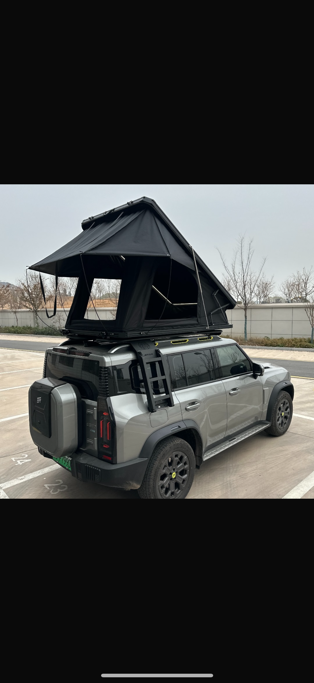 Trapezoid aluminum hard shell rooftop tent