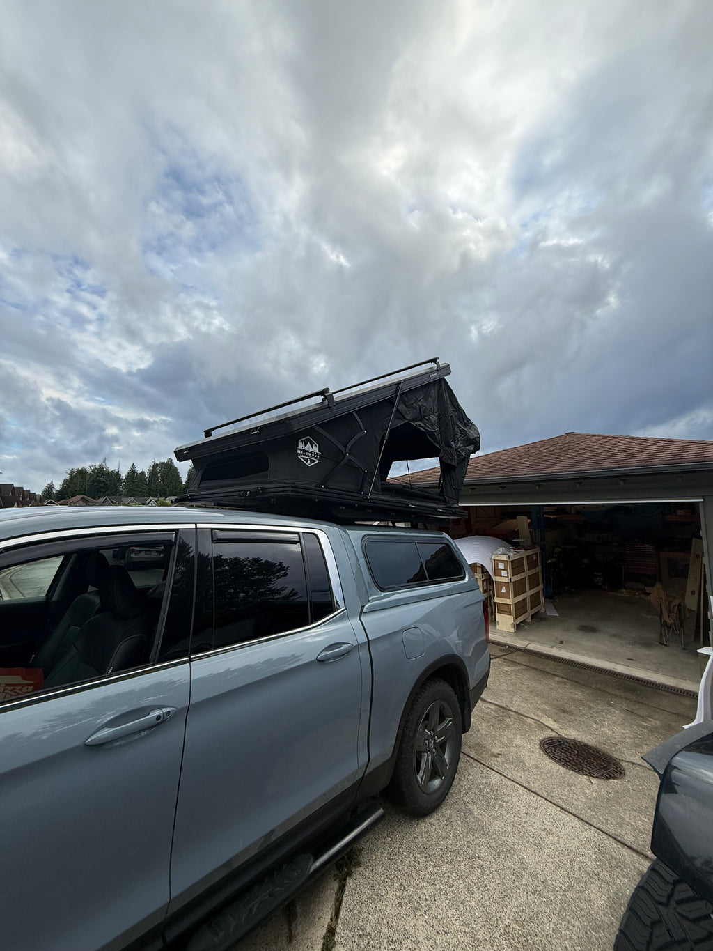 Trapper XL-Alumnium Hardshell Roof Top Tent
